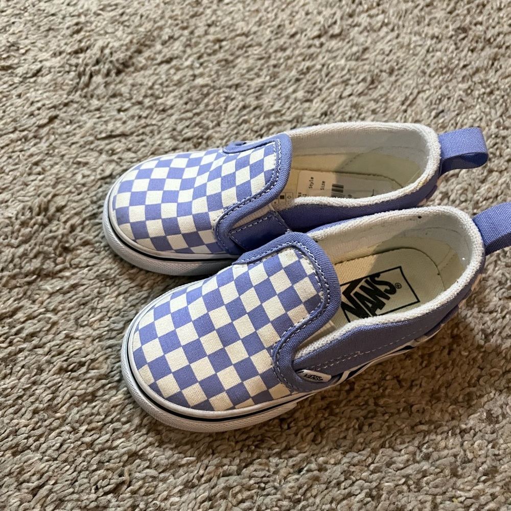 Vans - Picture 3 of 3